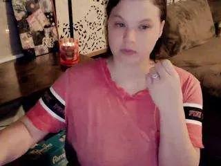 elinahluscious from CamSoda is Freechat
