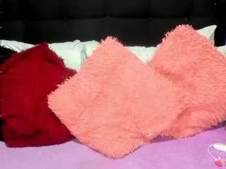 hannahot69 from CamSoda