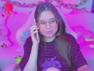 lolisuccub from CamSoda