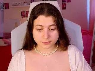 queen-michelle from CamSoda