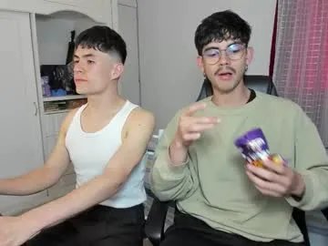 Freechat _jamesboy on Chaturbate