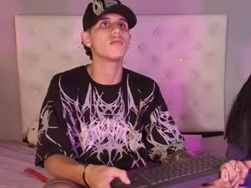 Freechat _realwav on Chaturbate