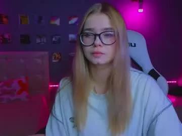 Try girls webcam shows. Sweet cute Free Performers.