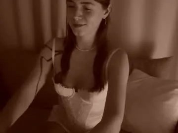 Freechat _sensualia_ on Chaturbate