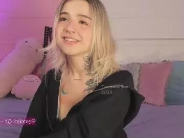 Try girls webcam shows. Sweet cute Free Performers.