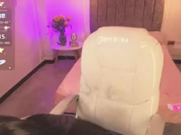 Abiigaiil_ from Chaturbate