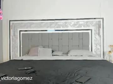 abril_victoria from Chaturbate is Freechat