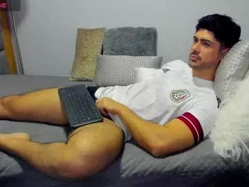 adam_clarke from Chaturbate