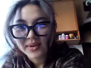 Freechat adelinehaefner on Chaturbate