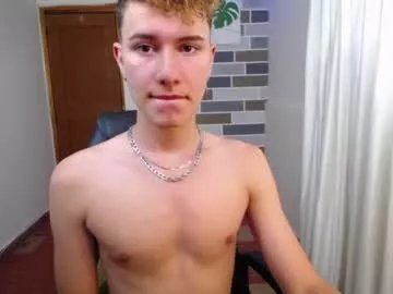 Freechat adrian_morelli on Chaturbate