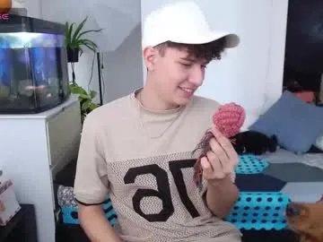 Freechat adrian_morelli on Chaturbate