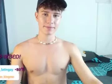 Freechat adrian_morelli on Chaturbate