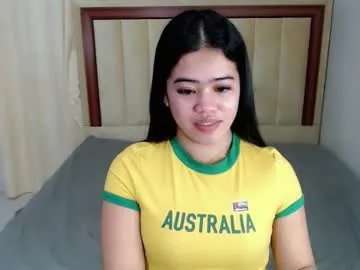 Freechat alesha_vibe_me on Chaturbate