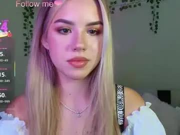 Try girls webcam shows. Sweet cute Free Performers.