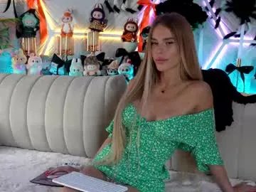 Freechat alvuwka on Chaturbate