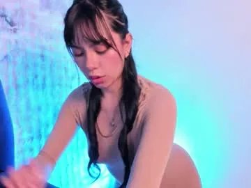 Try girls webcam shows. Sweet cute Free Performers.