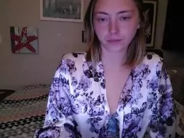 Freechat applemary702 on Chaturbate