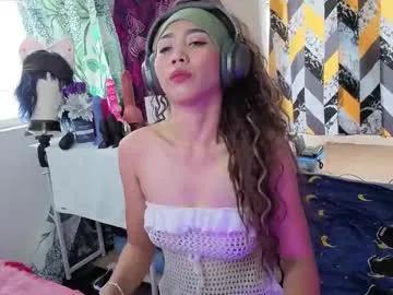 Try girls webcam shows. Sweet cute Free Performers.