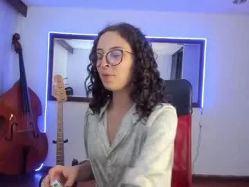 bass_gurl from Chaturbate is Freechat