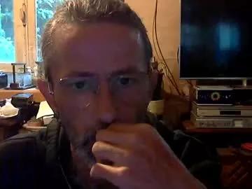 bebelzebud2525 from Chaturbate