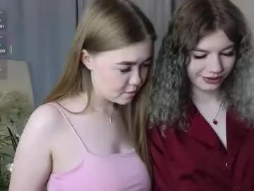 berry_bloom from Chaturbate is Freechat