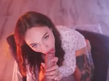 Bllowjoyy from Chaturbate