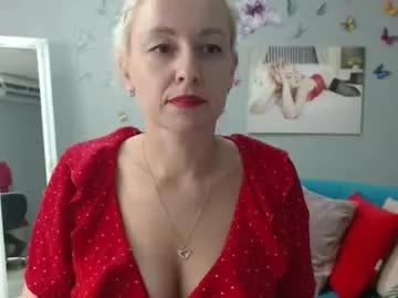 blondy_mom from Chaturbate is Freechat