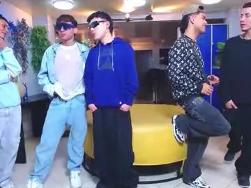 Private boschcz on Chaturbate