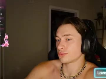 Freechat brentonverde on Chaturbate