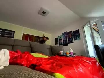 Try girls webcam shows. Sweet cute Free Performers.