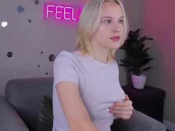 Try girls webcam shows. Sweet cute Free Performers.