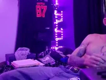 Freechat colevan2390 on Chaturbate