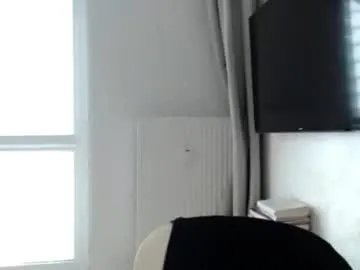 Freechat courtney_lux on Chaturbate