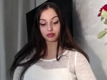 Freechat courtney_lux on Chaturbate