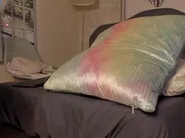 Freechat crissh_1 on Chaturbate