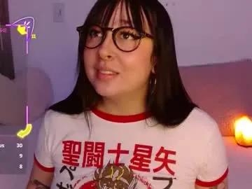 Crystalitesq from Chaturbate