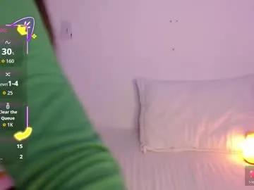 Crystalitesq from Chaturbate