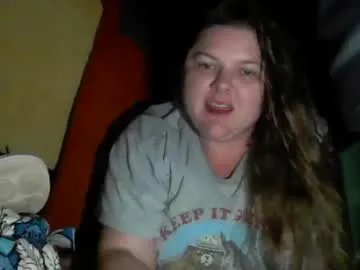 Freechat crystalizzzee on Chaturbate