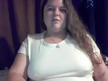 Freechat crystalizzzee on Chaturbate