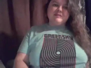 Freechat crystalizzzee on Chaturbate