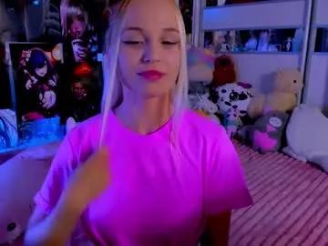cuttie_ponyy from Chaturbate is Freechat