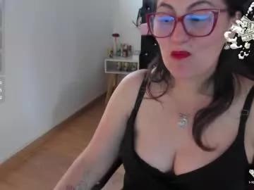Try girls webcam shows. Sweet cute Free Performers.