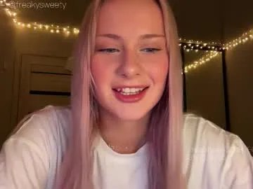 Freechat doublecuties on Chaturbate