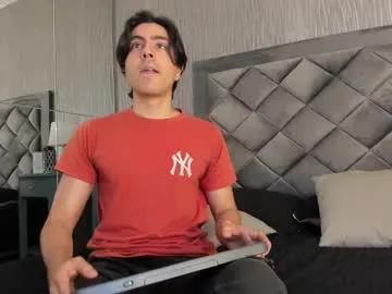 Dylan_cross_ from Chaturbate