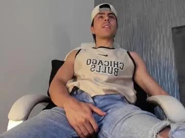 Dylan_cross_ from Chaturbate