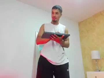 Freechat dylanrivera_ on Chaturbate