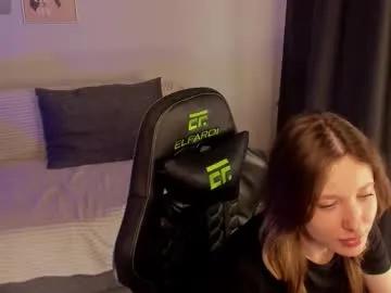 Try girls webcam shows. Sweet cute Free Performers.