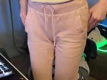 Try girls webcam shows. Sweet cute Free Performers.