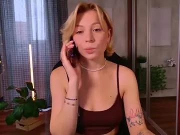 Try girls webcam shows. Sweet cute Free Performers.