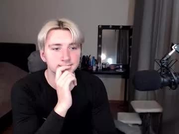 Elvin_vaenight from Chaturbate